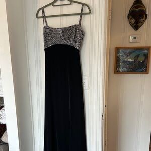 Tadashi Shoji Black Evening Gown with Silver Beaded Bodice